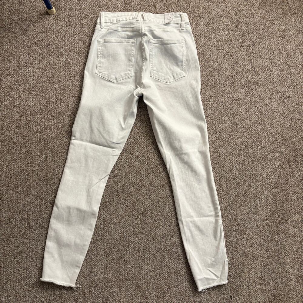 Good American women’s Good Legs Crop white skinny jeans sz 6 / 28 - Picture 4 of 9